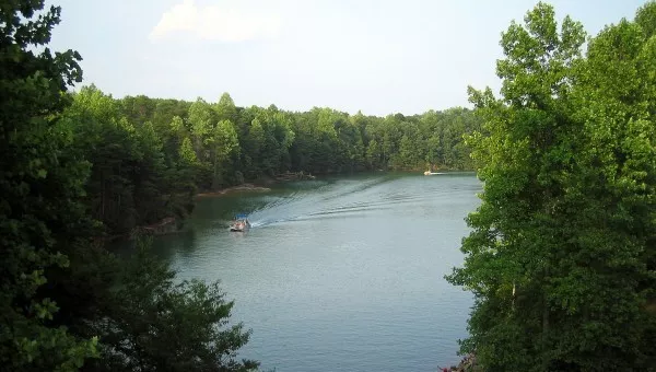 Озеро Фолс