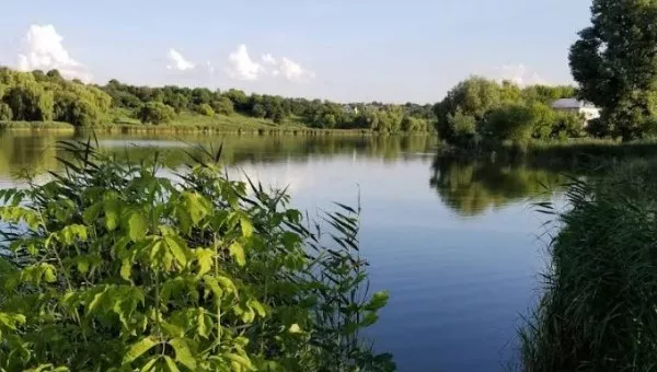 Фастов