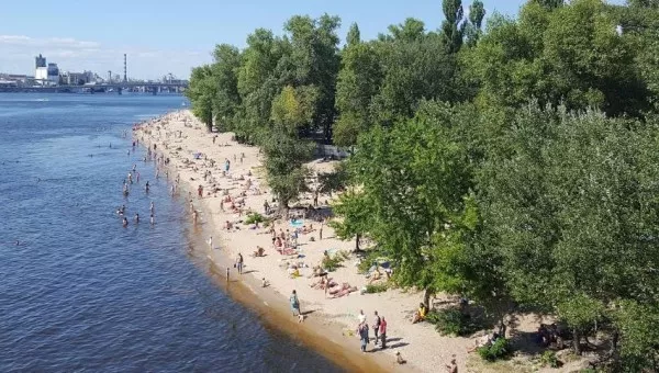 Труханов остров